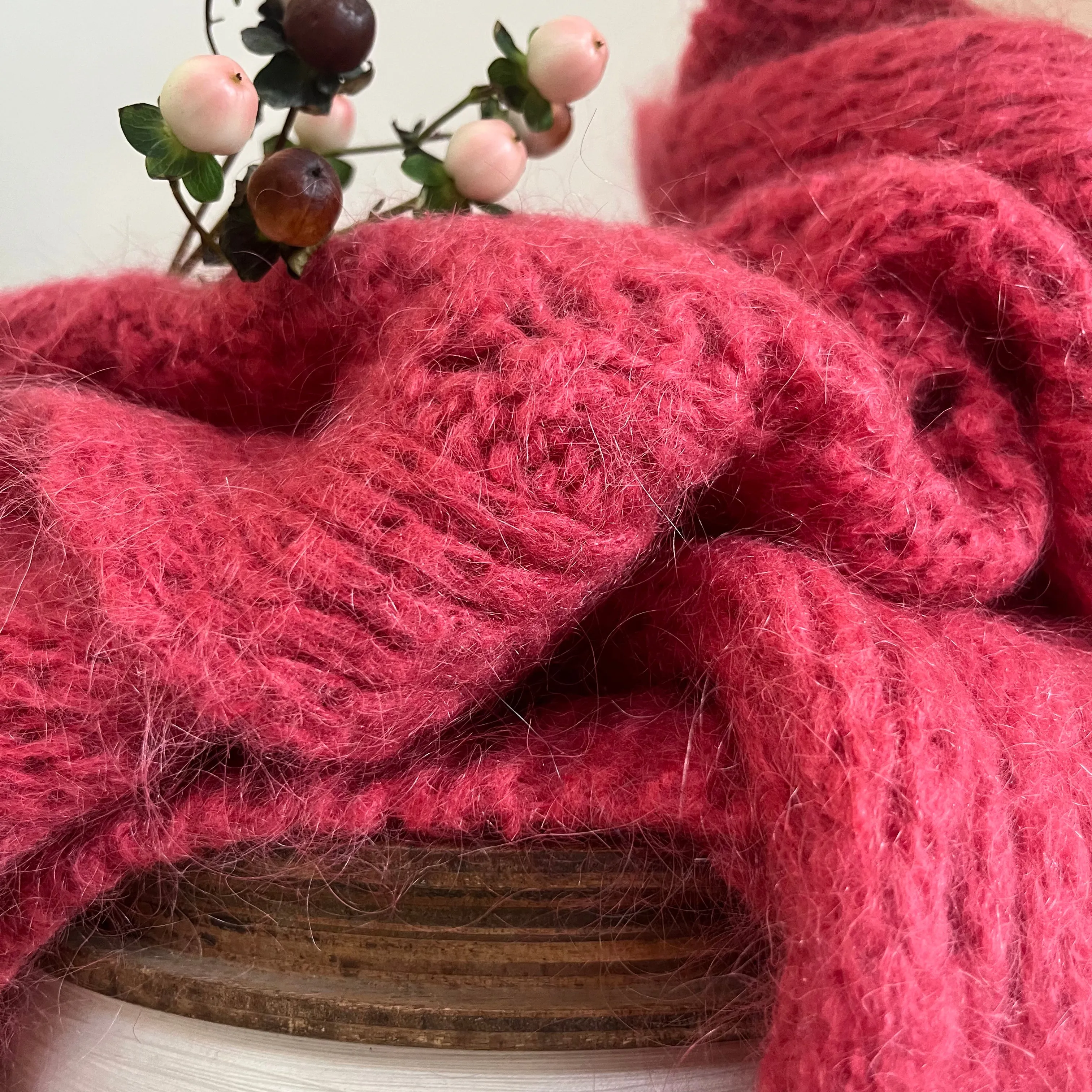Gilet Flavie ajouré framboise