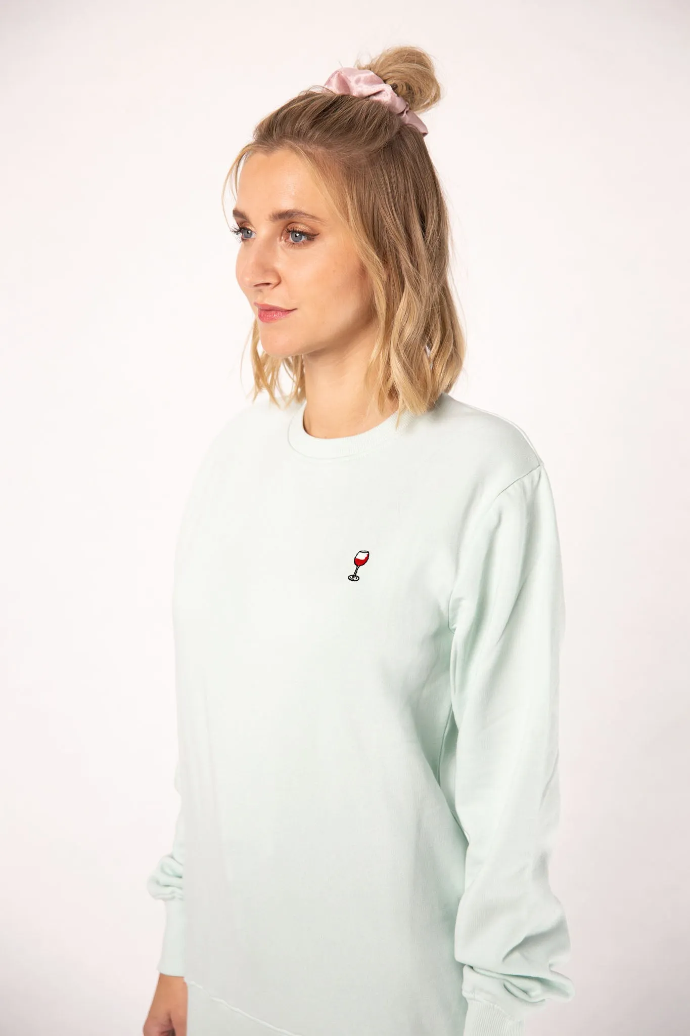 Glaserl Rotwein | Bestickter Bio-Baumwoll Frauen Pullover