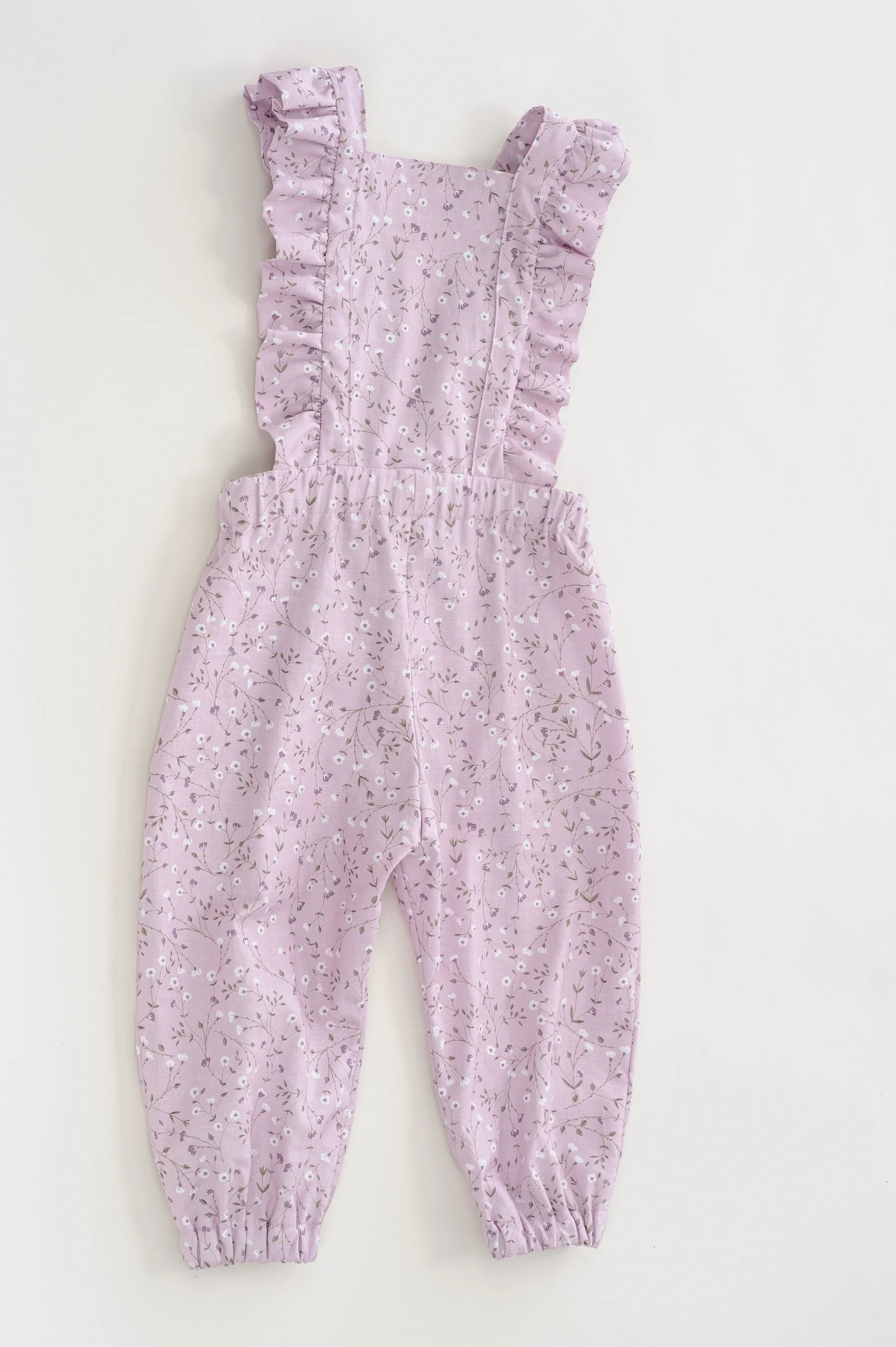 Kinder Baby Schnittmuster Latzhose mit Rüschen, Sommer   Winter, DAISY von Patternforkids