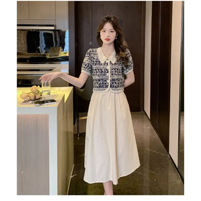Puff-Sleeve Floral Print Lace Collar Button-Up Blouse / High Waist Plain Midi A-Line Skirt / Set