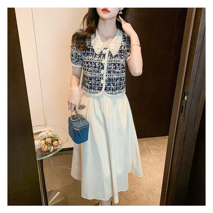Puff-Sleeve Floral Print Lace Collar Button-Up Blouse / High Waist Plain Midi A-Line Skirt / Set