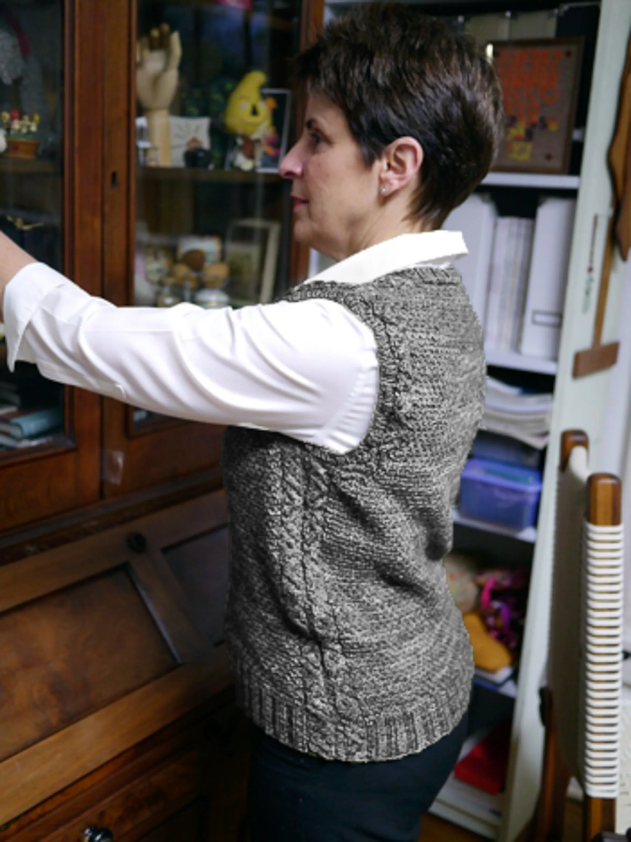 Sticks and Stones Men's Pullover <br/><small>knitting pattern</small>