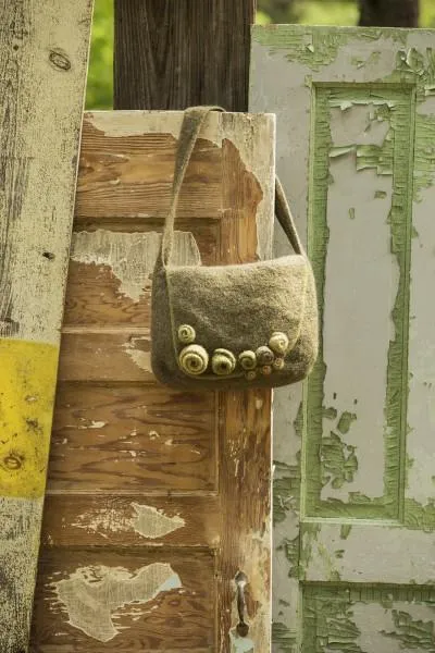 Walk in the Woods: 8 Projects with Deluxe
