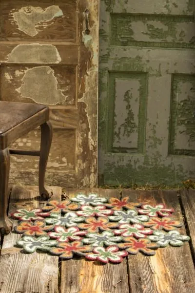 Walk in the Woods: 8 Projects with Deluxe